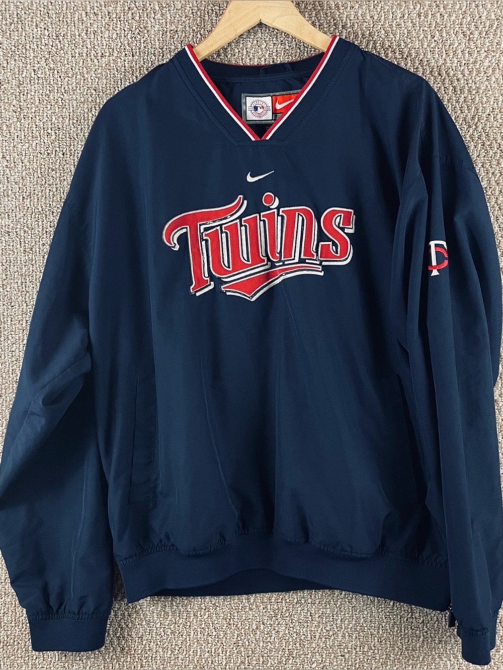 Vintage Nike Minnesota Twins Center Swoosh MLB Windbreaker Pullover Men's Large